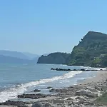 Сasa de vacaciones Beautiful Nearby House With Garden, Private Pool And Large Yard Sidárion