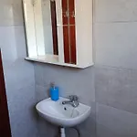 Сasa de vacaciones Beautiful Nearby House With Garden, Private Pool And Large Yard Sidárion