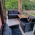 Сasa de vacaciones Beautiful Nearby House With Garden, Private Pool And Large Yard Sidárion