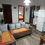 Beautiful Nearby House With Garden, Private Pool And Large Yard Sidárion