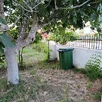 Сasa de vacaciones Beautiful Nearby House With Garden, Private Pool And Large Yard Sidárion