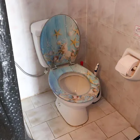 Beautiful Nearby House With Garden, Private Pool And Large Yard Σπίτι διακοπών *