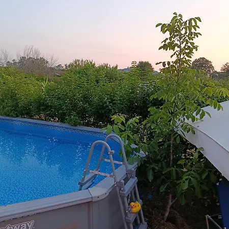 Beautiful Nearby House With Garden, Private Pool And Large Yard Casa vacanze Sidárion