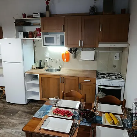 Holiday home Beautiful Nearby Beach House With Garden, Private Pool And Large Yard