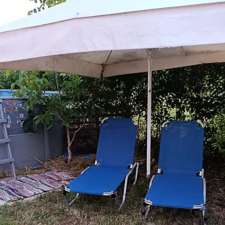 Beautiful Nearby Beach House With Garden, Private Pool And Large Yard *