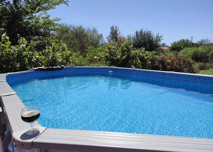Beautiful Nearby House With Garden, Private Pool And Large Yard Дом отдыха *