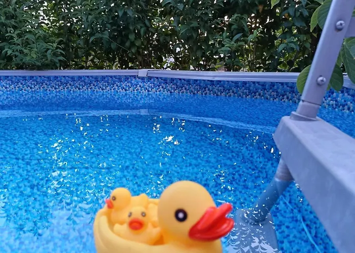 Beautiful Nearby House With Garden, Private Pool And Large Yard Дом отдыха Сидарион