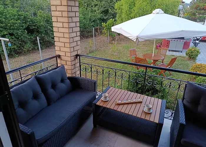 Beautiful Nearby House With Garden, Private Pool And Large Yard Дом отдыха *